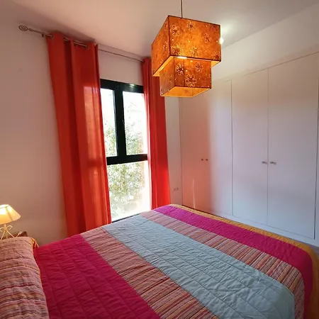 Con Solarium En Marina Sant Jordi * Calafat